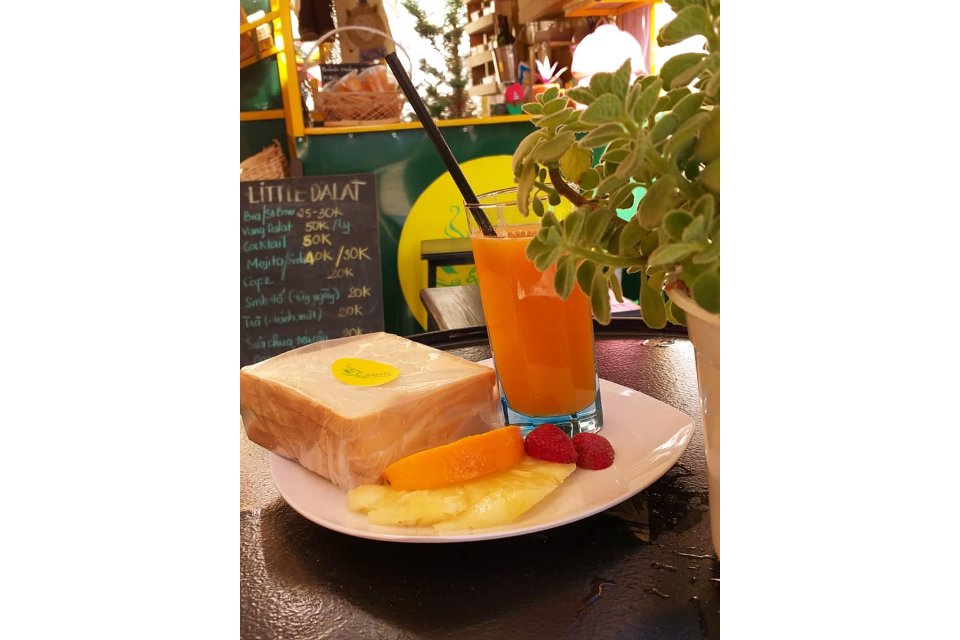 Bánh  Sandwich, Nước Cam