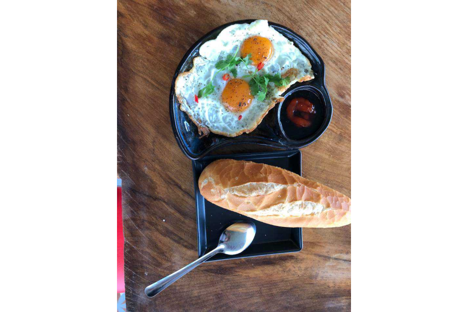 Bánh Mì Ốp La