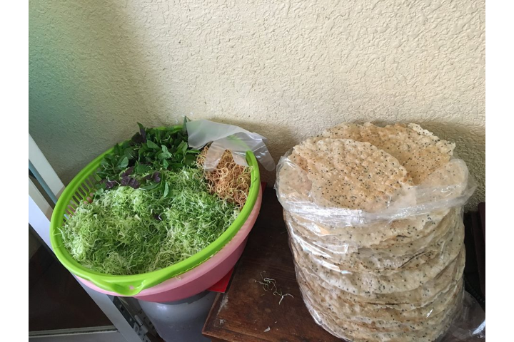 Bánh Tráng Và Rau