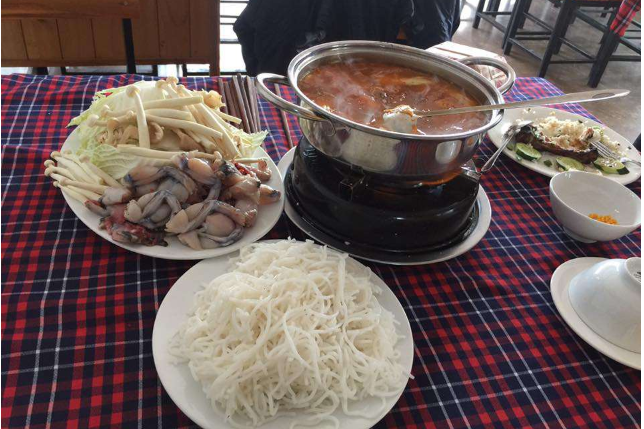Lẩu Ếch Kim Chi