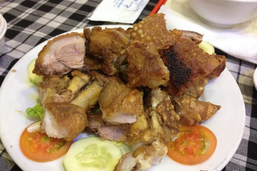 Đùi Heo Tộc Quay Muối