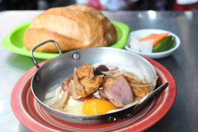 Bánh Mì Chảo