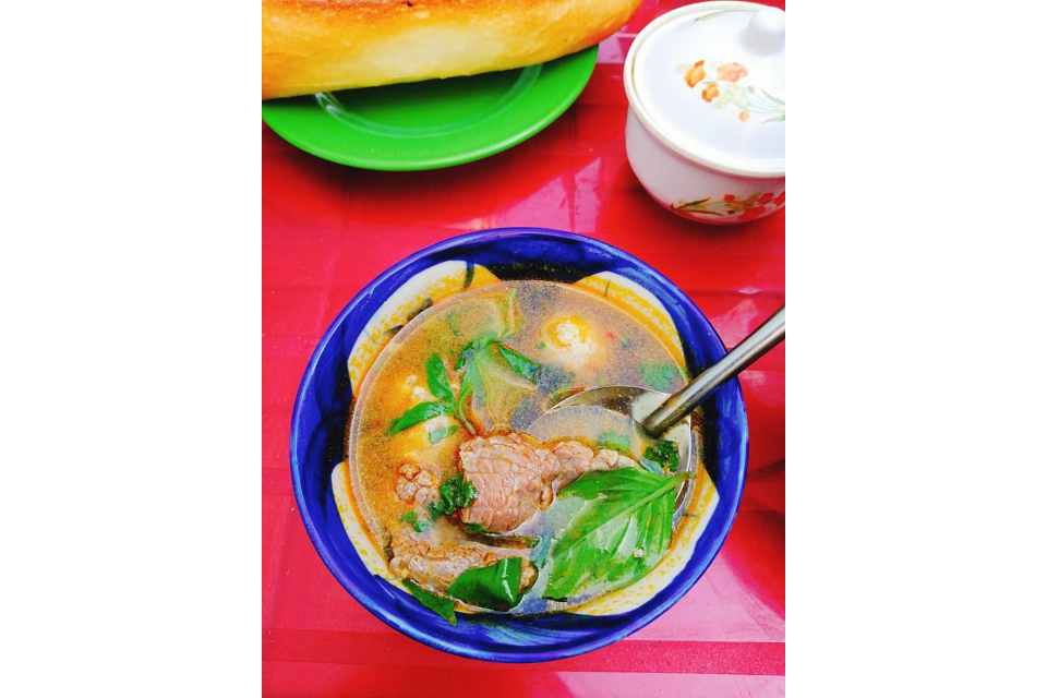 Bánh Mì Xíu Mại Bò