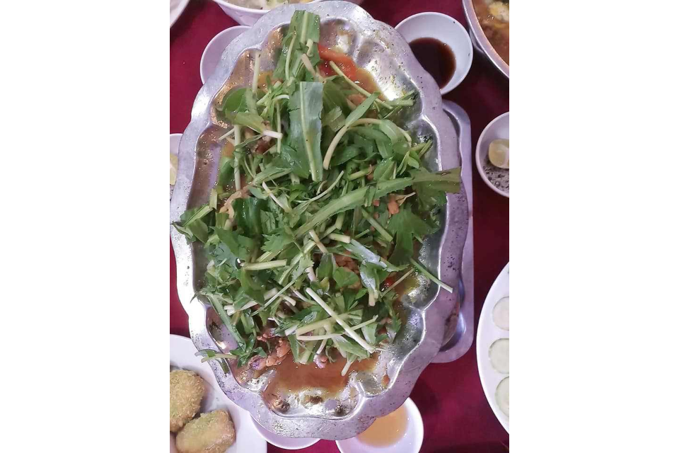 Ếch Xào Lăn