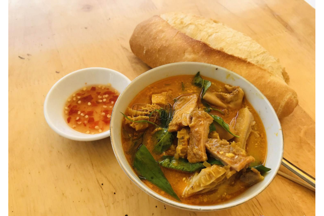 Bánh Mì Phá Lấu 