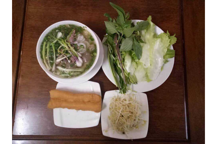 Phở Tái Gân