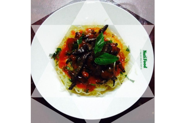 Mì Xào Bò