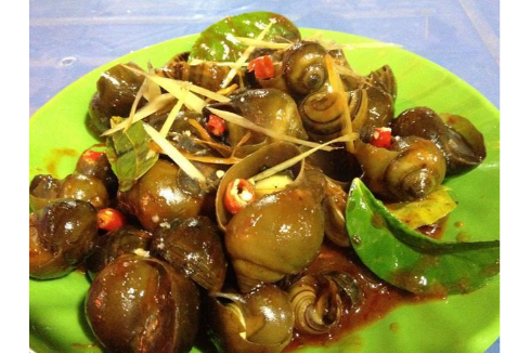 Ốc Bươu Xào Sả