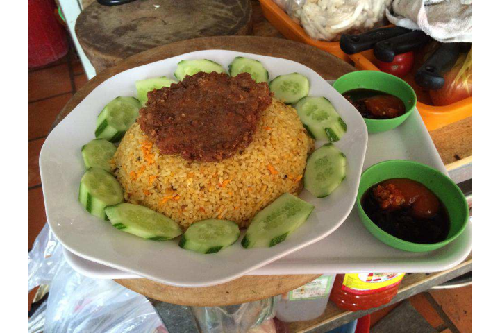 Cơm Chiên Cá Mặn