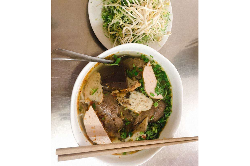Bún Bò Đặc Biệt