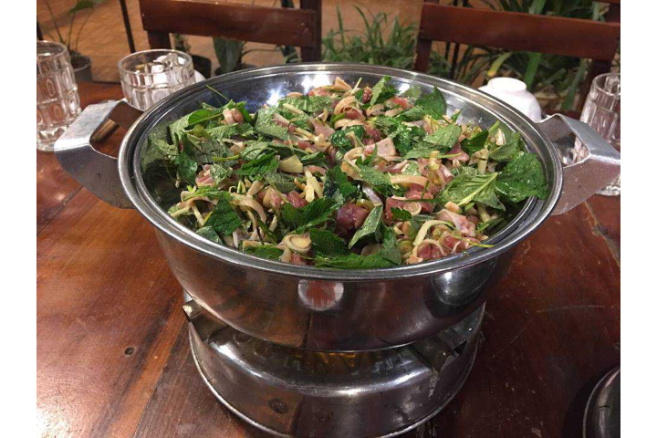 Dê Hấp Sả