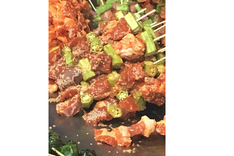 Thịt Xiên Que