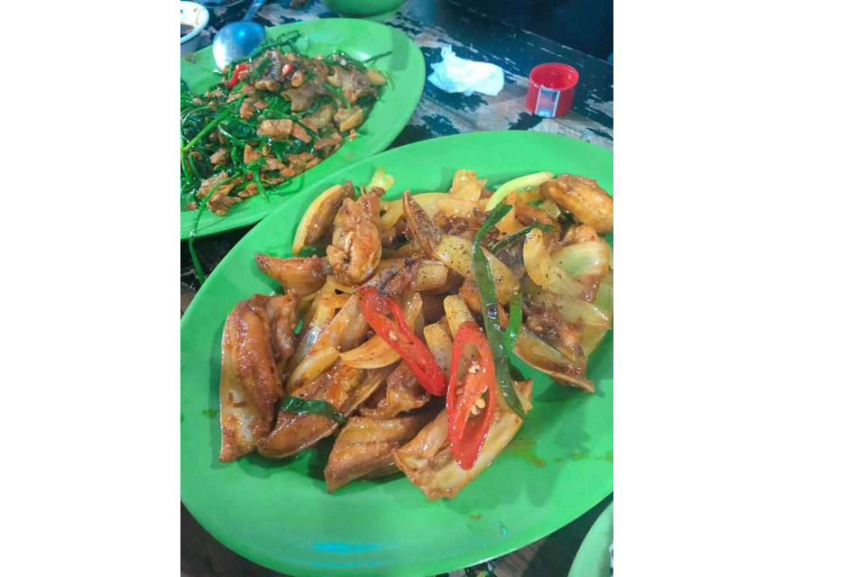 Gà Xào Chua Ngọt
