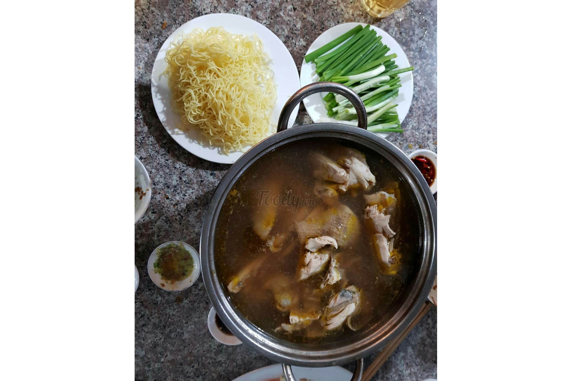 Lẩu Gà