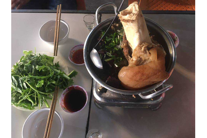Lẩu Tủy Bê