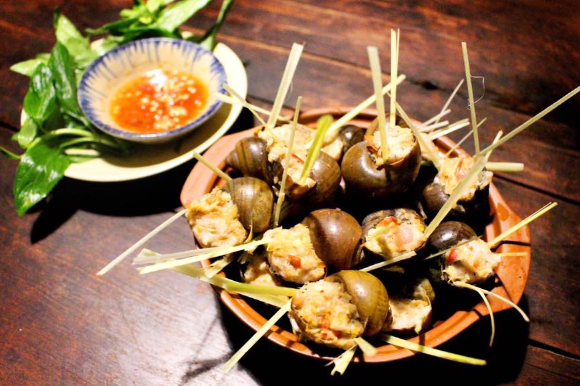 Ốc Nhồi Thịt