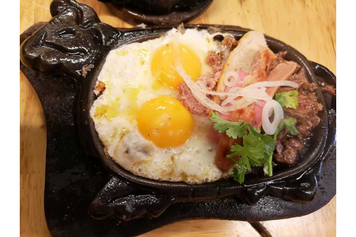 Bò Né