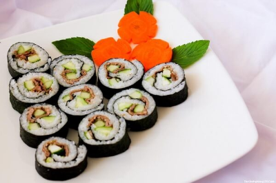 Sushi Cơm Cuộn