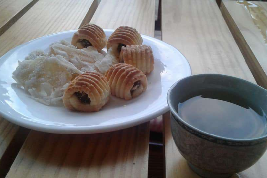 Mứt Gừng, Trà