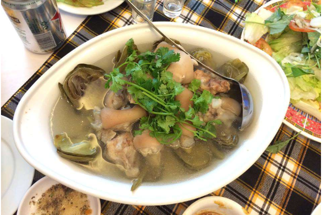 Canh Atiso Giò Heo