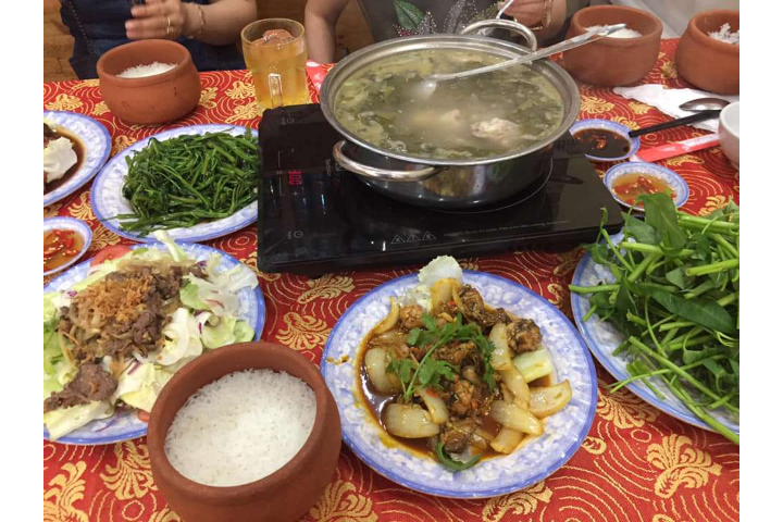 Canh Sườn, Salad Bò, Gà Kho