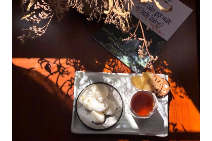 Trà Củ Sen, Bánh Bao