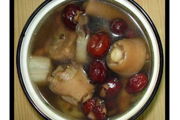 Đuôi Heo Tiềm Thuốc Bắc