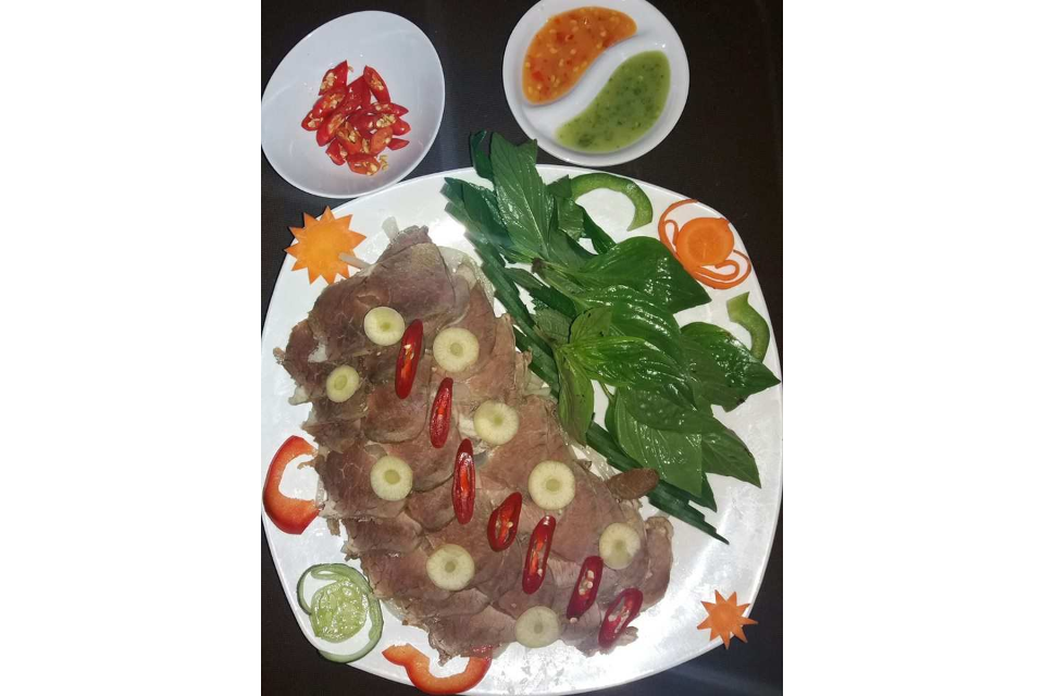 Bắp Bò Hấp
