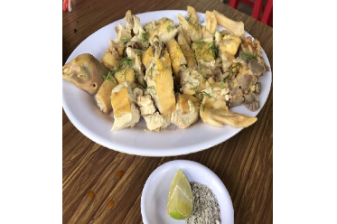 Gà Luộc Lá Chanh