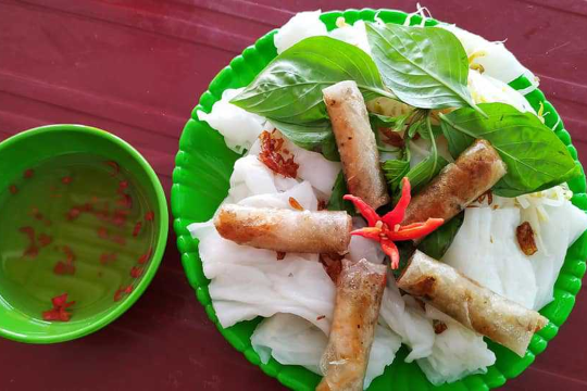 Bánh Ướt Chả Giò