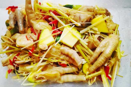 Chân Gà Ngâm Sả Ớt
