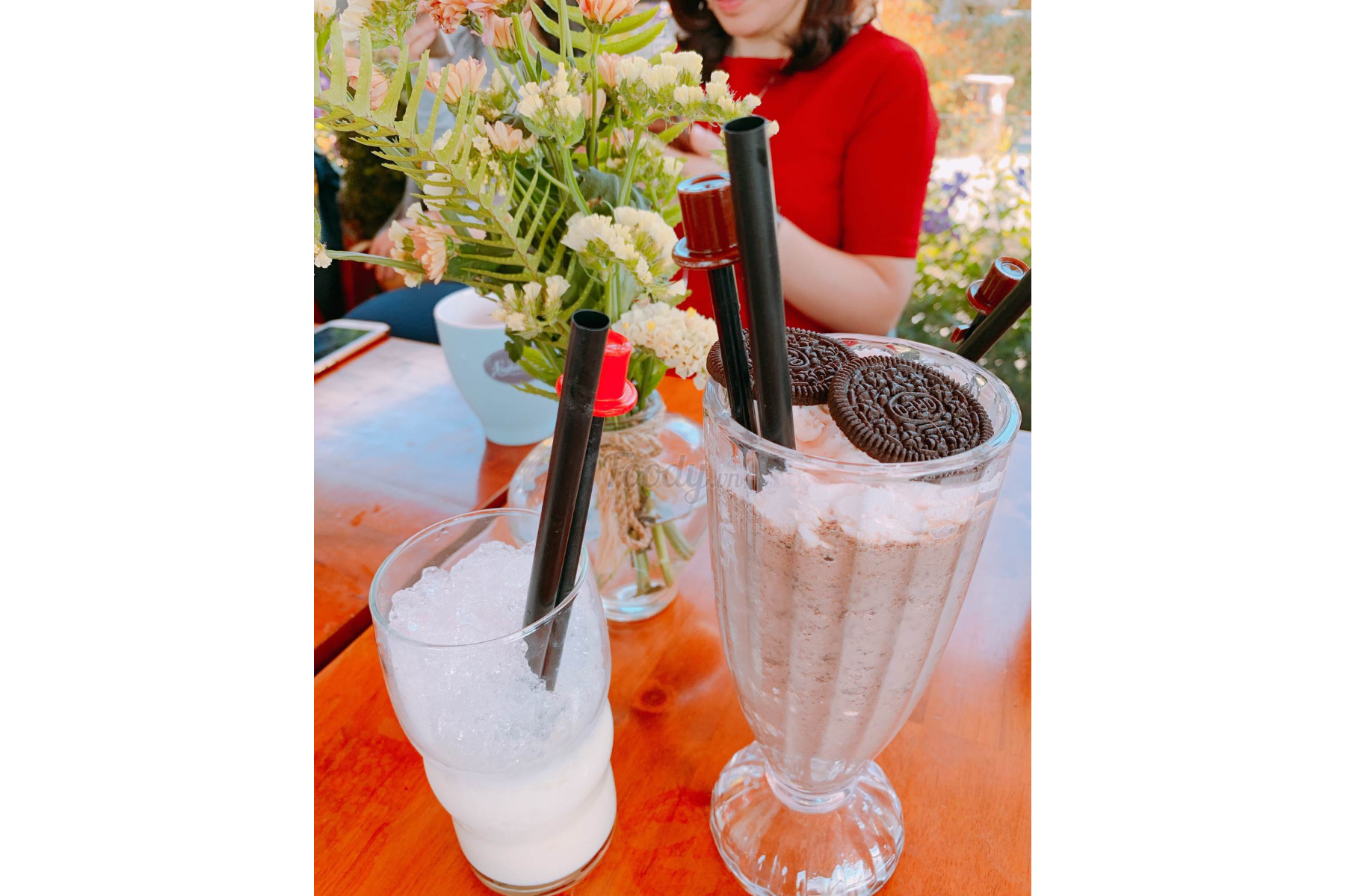 Sữa Chua Đá Và CaCao Sữa Kem
