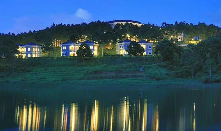 Chương trình Lễ hội tuyết rơi tại Dalat Edensee