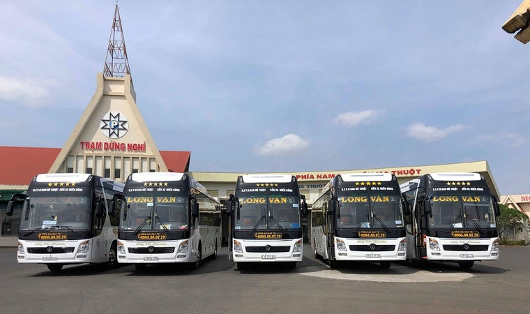 'Cung điện di động' Limousine phục vụ tuyến Sài Gòn – Đà Lạt