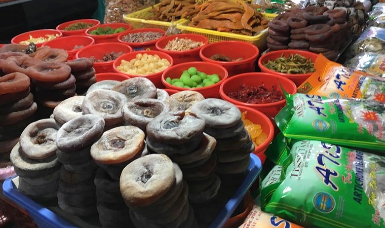 Chợ đêm Đà Lạt: Muôn màu hoa trái, nhộn nhịp người mua và văn hóa người bán