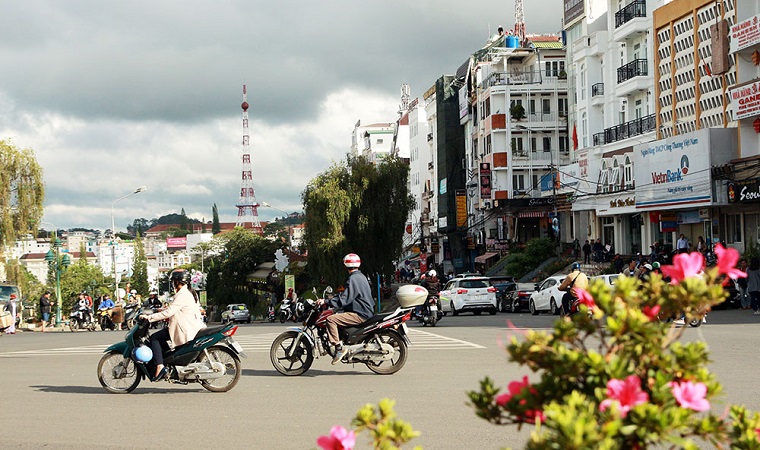 Ứng dụng du lịch thông minh cho Ðà Lạt