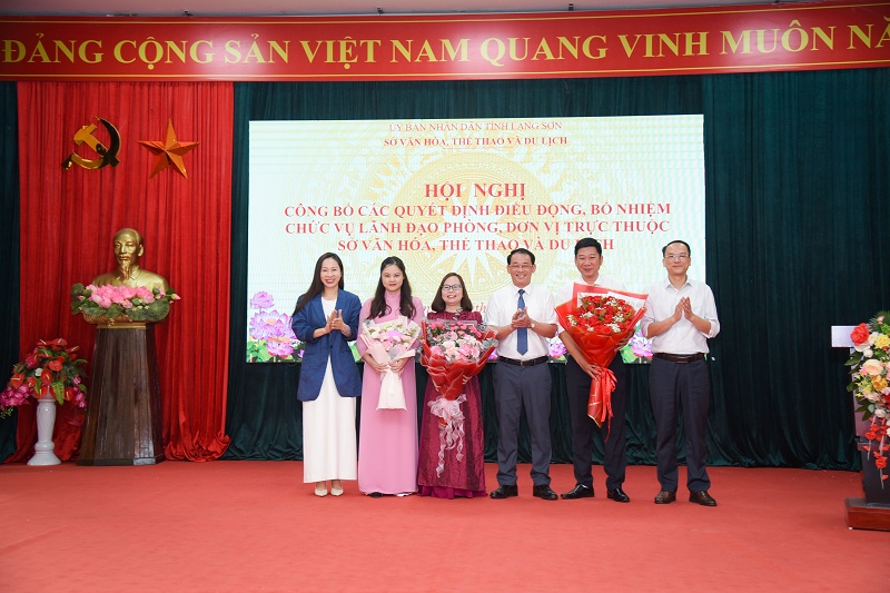 Sở Văn hoá, Thể thao và Du lịch công bố các quyết định điều động, bổ nhiệm chức vụ lãnh đạo phòng, đơn vị trực thuộc