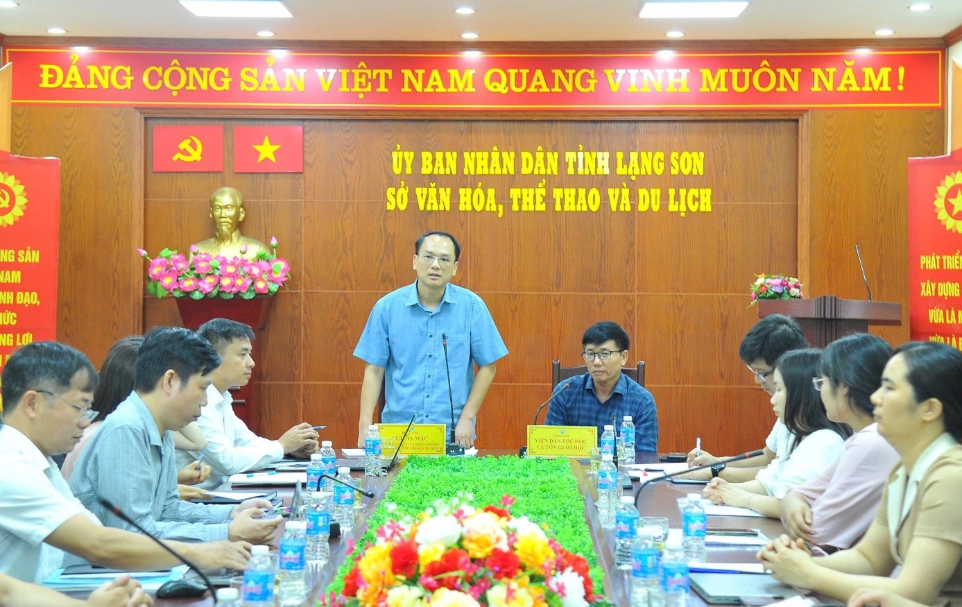 Tọa đàm phát huy giá trị văn hóa truyền thống gắn với chuyển đổi số ở vùng dân tộc thiểu số