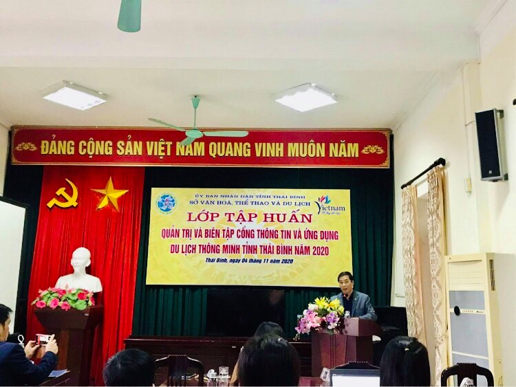 Lớp tập huấn quản trị và biên tập  Cổng thông tin và ứng dụng du lịch thông minh tỉnh Thái Bình năm 2020
