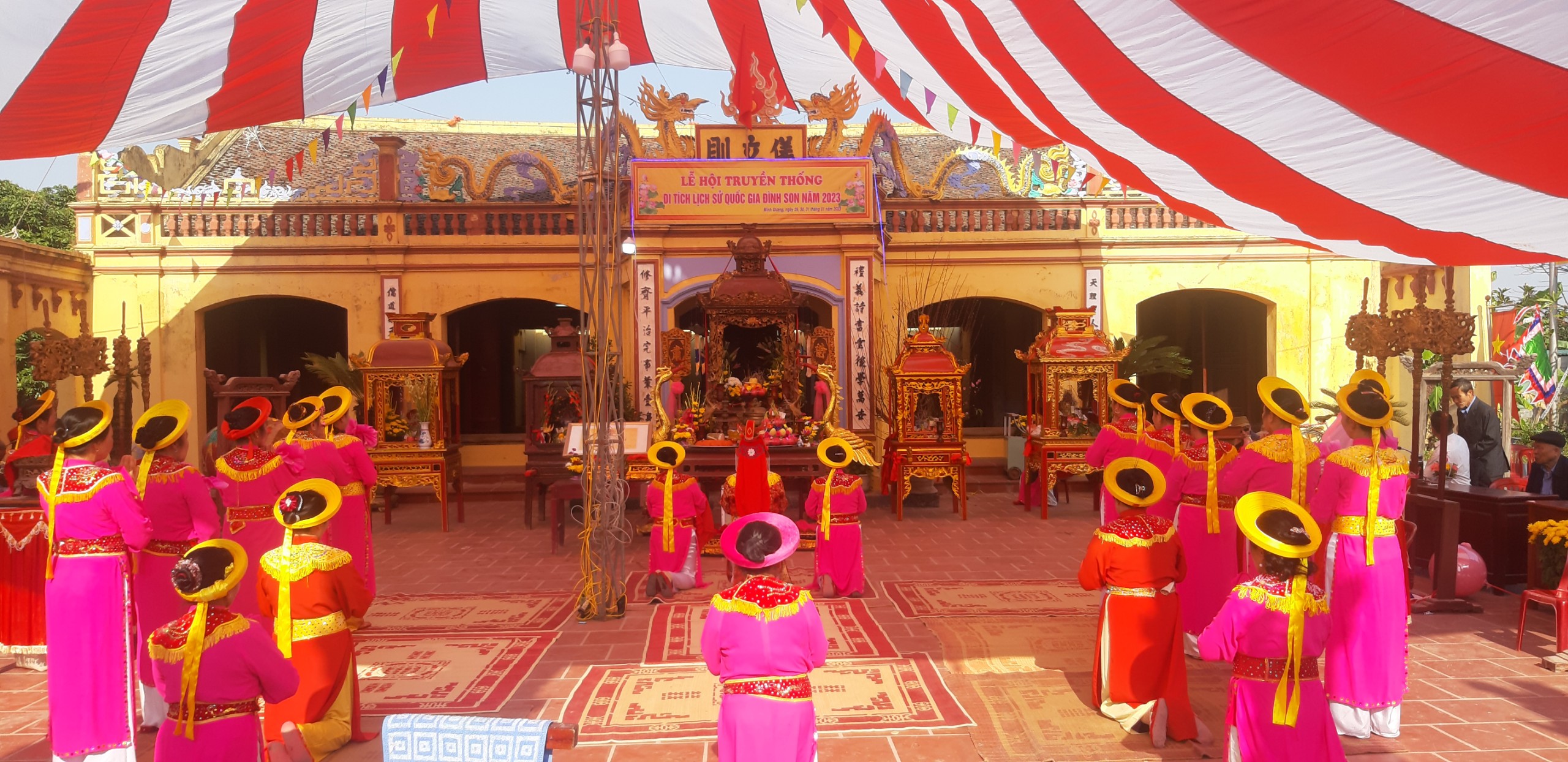 Đình Văn Chỉ, làng Son xã Minh Hưng điểm đến đầu xuân 2023