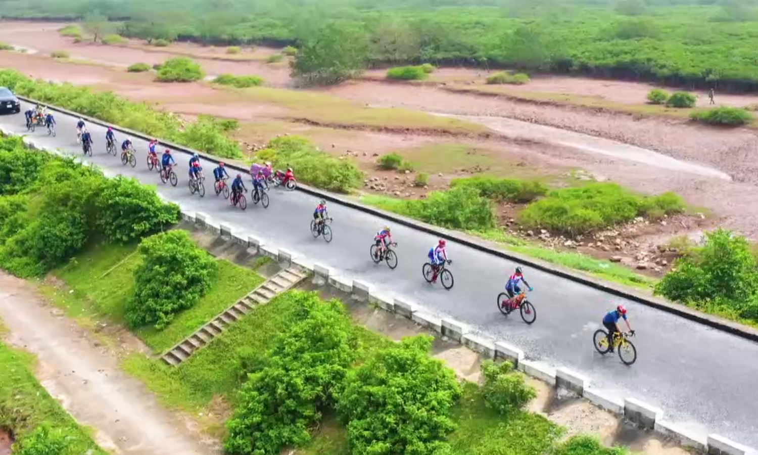 Chương trình đạp xe trải nghiệm trong tuần du lịch biển và khinh khí cầu Thái Bình năm 2023