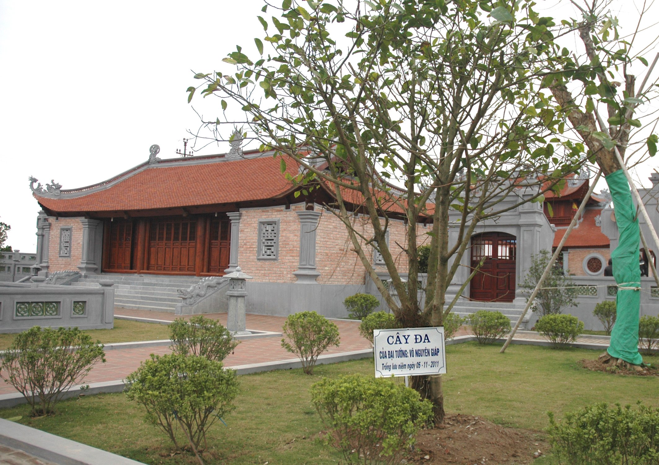 Đại tướng Võ Nguyên Giáp với Khu di tích A Sào, xã An Thái, huyện Quỳnh Phụ