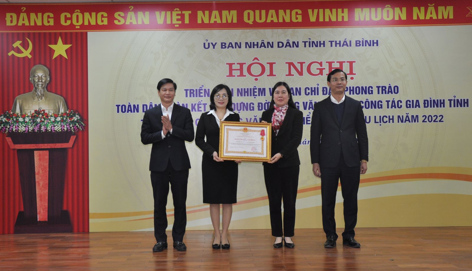 Triển khai nhiệm vụ Ban chỉ đạo Phong trào Toàn dân đoàn kết xây dựng đời sống văn hóa và công tác gia đình tỉnh; triển khai công tác văn hóa, thể thao và du lịch năm 2022.
