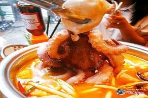 Hải Nghị - Bún Chả