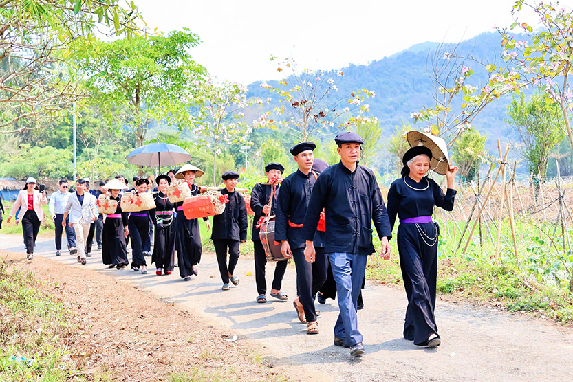 Quảng bá du lịch bằng sản phẩm thực tế tại Khu du lịch Tân Trào