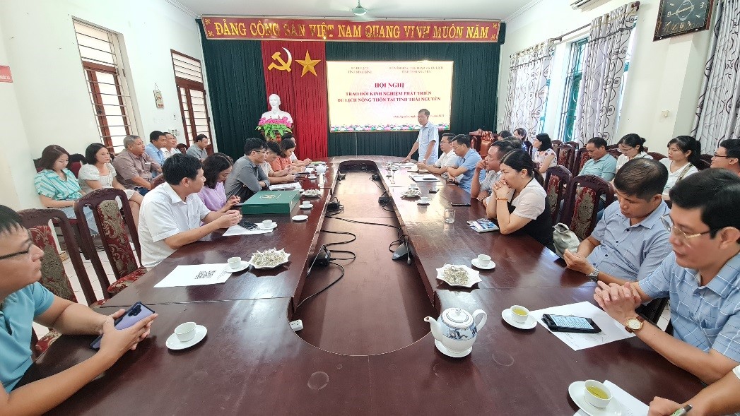 Khảo sát, học tập kinh nghiệm mô hình phát triển du lịch nông thôn tại tỉnh Thái Nguyên