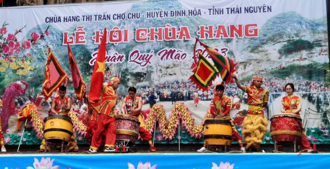 Đặc sắc Lễ hội Chùa Hang – Định Hóa năm 2023