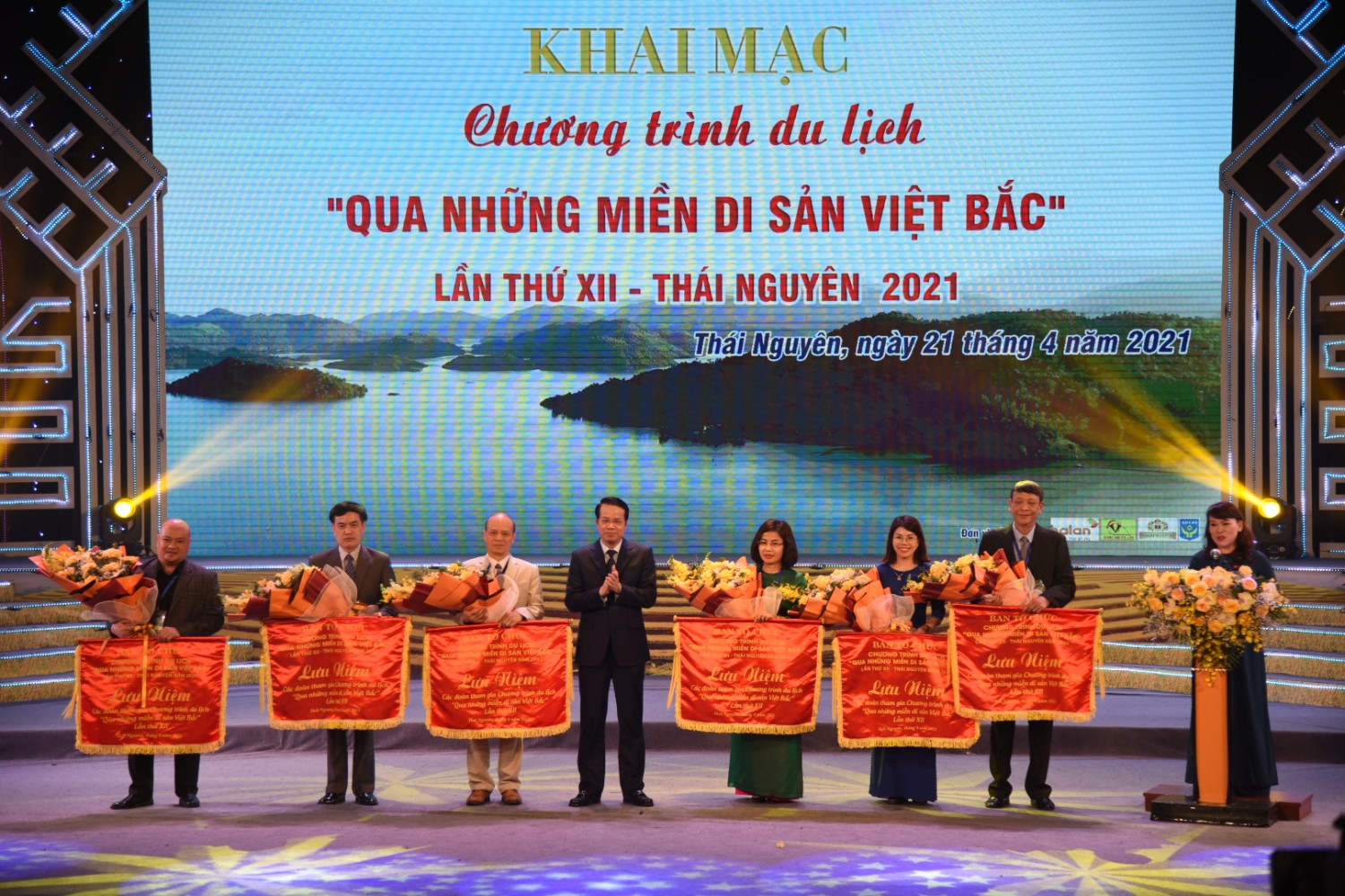 Chương trình du lịch “ Qua những miền di sản Việt Bắc” lần thứ XIII - Hà Giang 2022 với điểm nhấn là Tuần văn hóa du lịch Việt Bắc tại Hà Nội  sẽ diễn ra vào trung tuần tháng 4 tới
