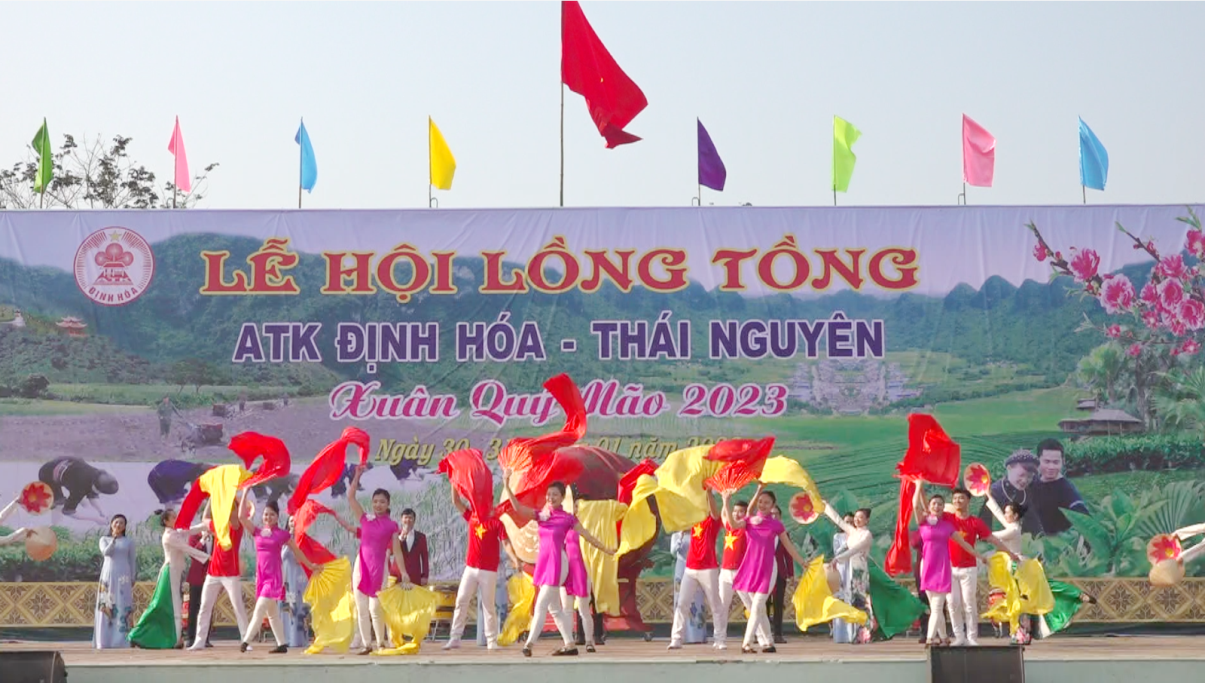 Về ATK Định Hóa - Thái Nguyên du xuân, trảy hội Lồng Tồng 