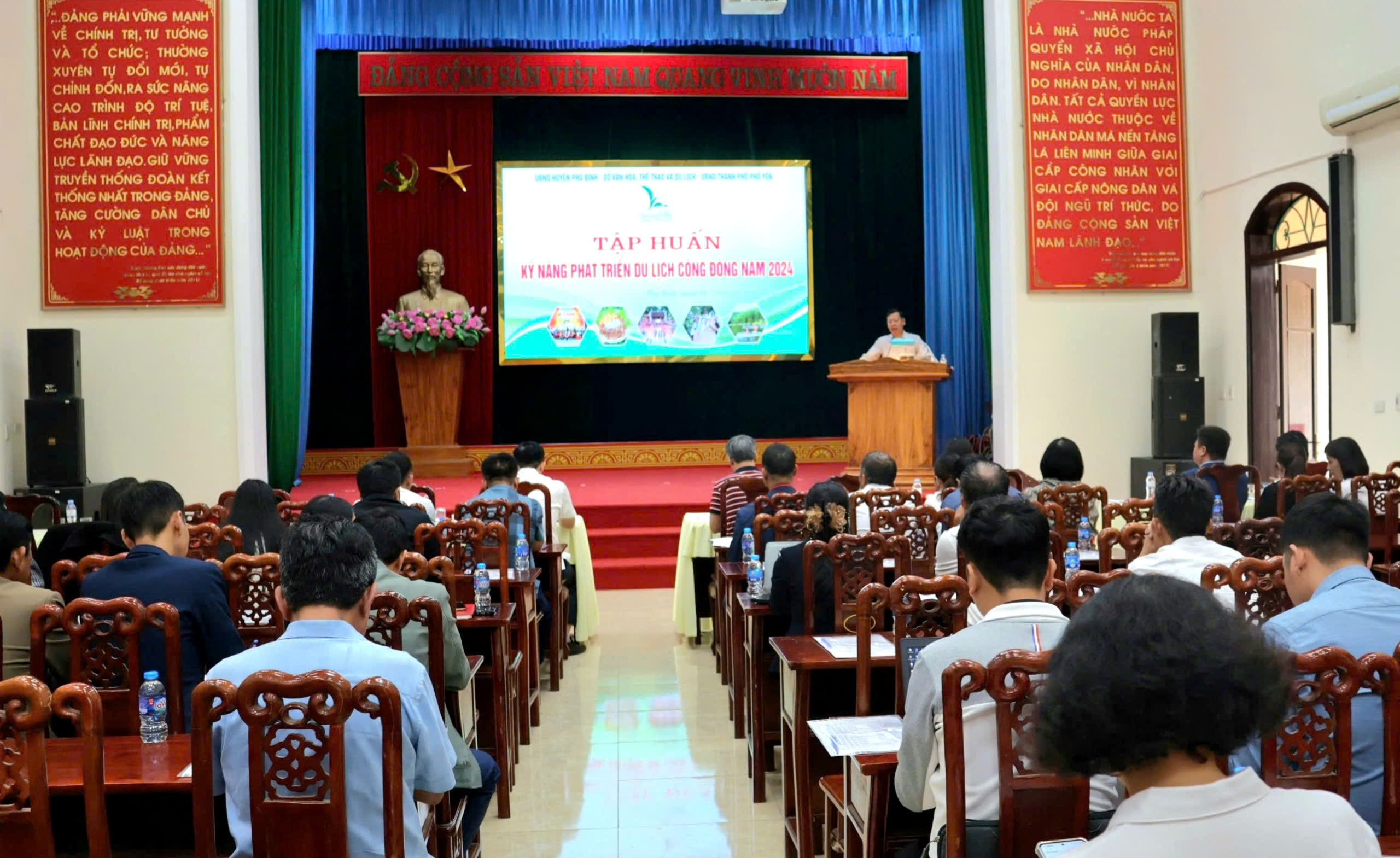 Khai mạc lớp tập huấn kỹ năng phát triển  du lịch cộng đồng năm 2024